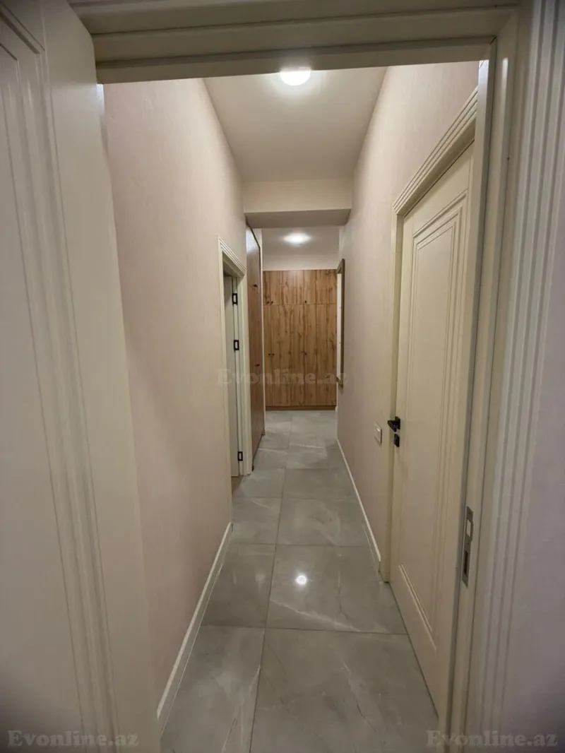 Satılır 2 otaqlı Mənzil Yeni tikili 75 m² Neftçilər m. - şəkil 14