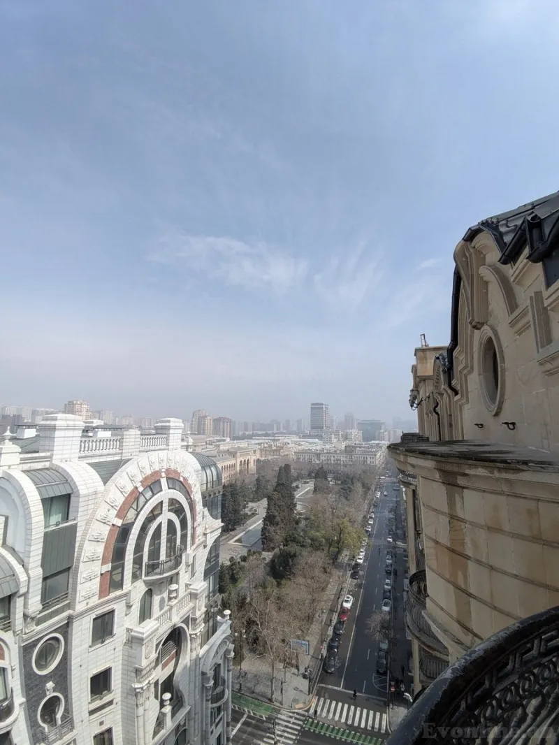 Kirayə verilir 3 otaqlı Mənzil Yeni tikili 130 m² Sahil m. - şəkil 9