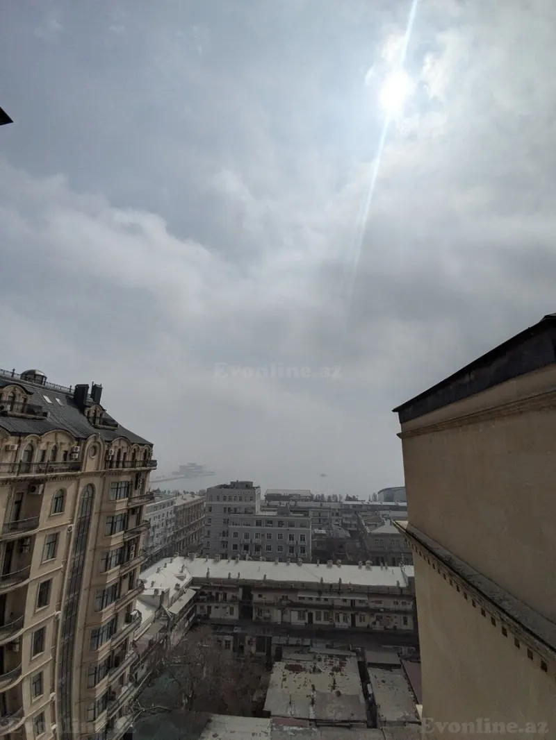 Kirayə verilir 3 otaqlı Mənzil Yeni tikili 130 m² Sahil m. - şəkil 10