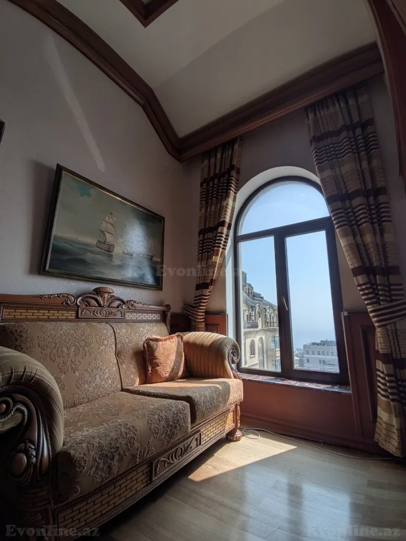 Kirayə verilir 3 otaqlı Mənzil Yeni tikili 130 m² Sahil m. - şəkil 12