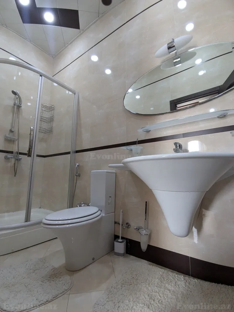 Kirayə verilir 3 otaqlı Mənzil Yeni tikili 130 m² Sahil m. - şəkil 27