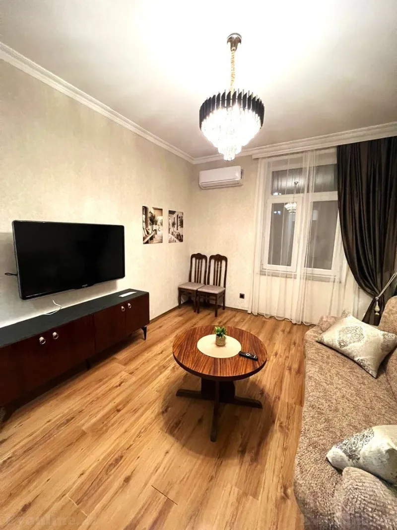 Kirayə verilir 3 otaqlı Mənzil Yeni tikili 80 m² Nəriman Nərimanov m. - şəkil 2