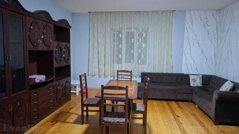 Kirayə verilir 2 otaqlı Mənzil Köhnə tikili 50 m² Əhmədli m.