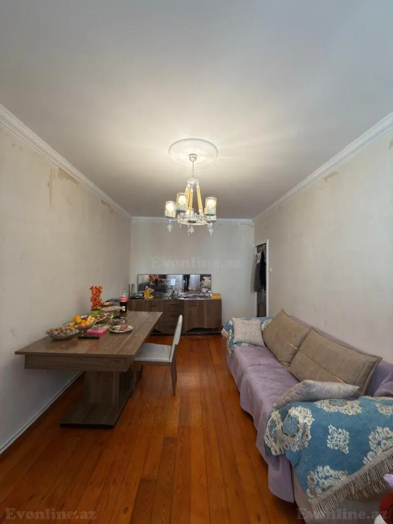 Satılır 3 otaqlı Mənzil Köhnə tikili 91 m² 8-ci mikrorayon - şəkil 2