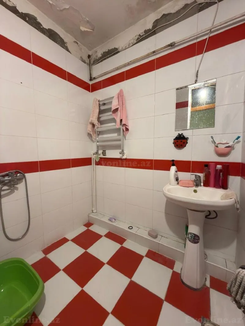 Satılır 3 otaqlı Mənzil Köhnə tikili 91 m² 8-ci mikrorayon - şəkil 8