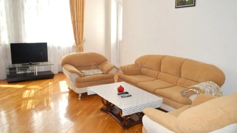 Kirayə verilir 2 otaqlı Mənzil Yeni tikili 110 m² Nərimanov r. - şəkil 2