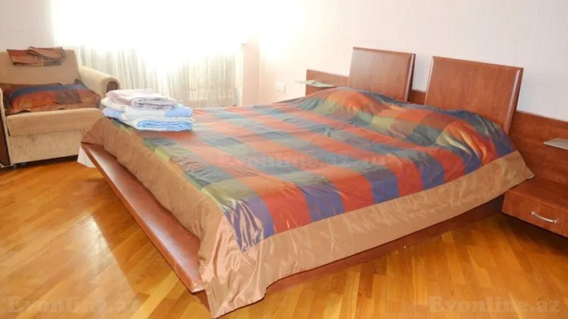 Kirayə verilir 2 otaqlı Mənzil Yeni tikili 110 m² Nərimanov r. - şəkil 4