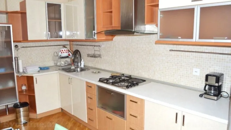 Kirayə verilir 2 otaqlı Mənzil Yeni tikili 110 m² Nərimanov r. - şəkil 7