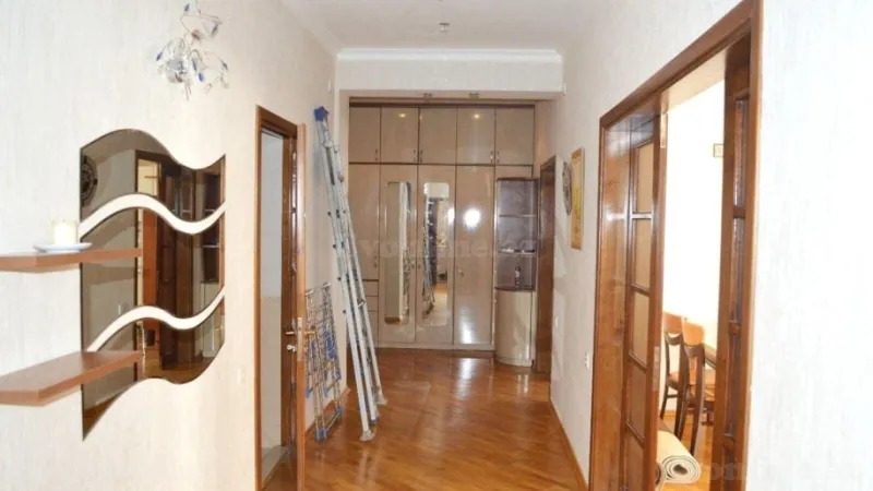 Kirayə verilir 2 otaqlı Mənzil Yeni tikili 110 m² Nərimanov r. - şəkil 8
