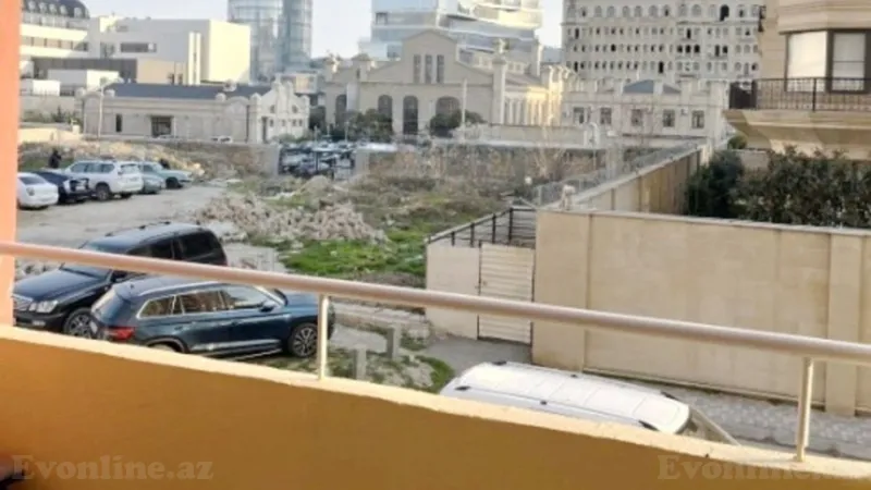 Kirayə verilir 3 otaqlı Mənzil Yeni tikili 120 m² Xətai m. - şəkil 9
