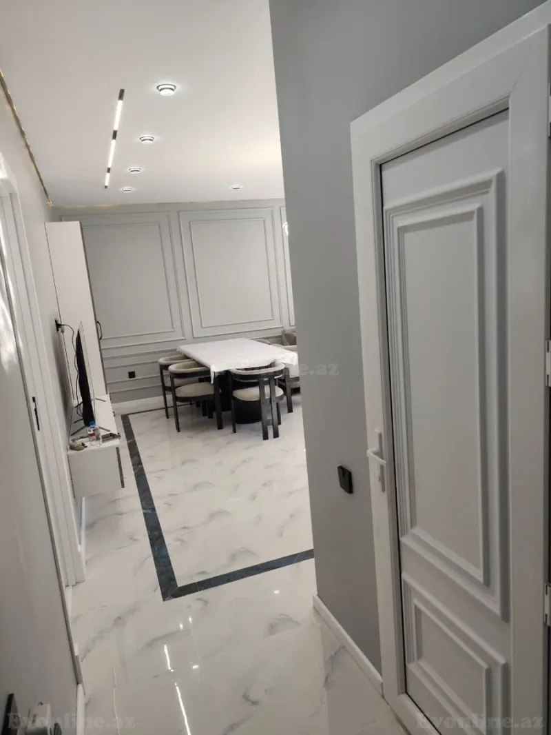 Kirayə verilir 3 otaqlı Mənzil Köhnə tikili 80 m² Səbail r. - şəkil 4