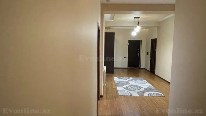 Kirayə verilir 3 otaqlı Mənzil Yeni tikili 150 m² Xətai m. - şəkil 9