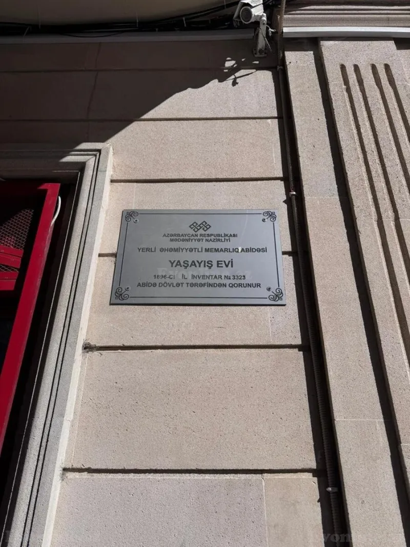 Satılır 2 otaqlı Mənzil Köhnə tikili 55 m² Sahil m. - şəkil 10