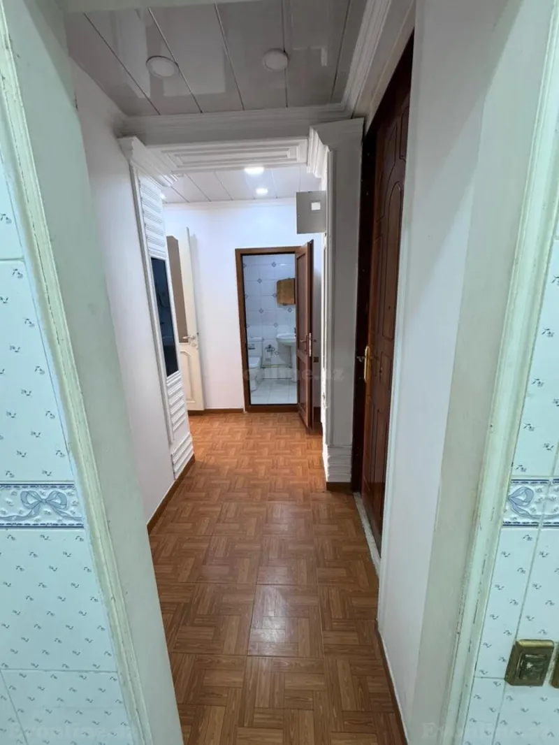 Satılır 2 otaqlı Mənzil Köhnə tikili 55 m² Sahil m. - şəkil 20