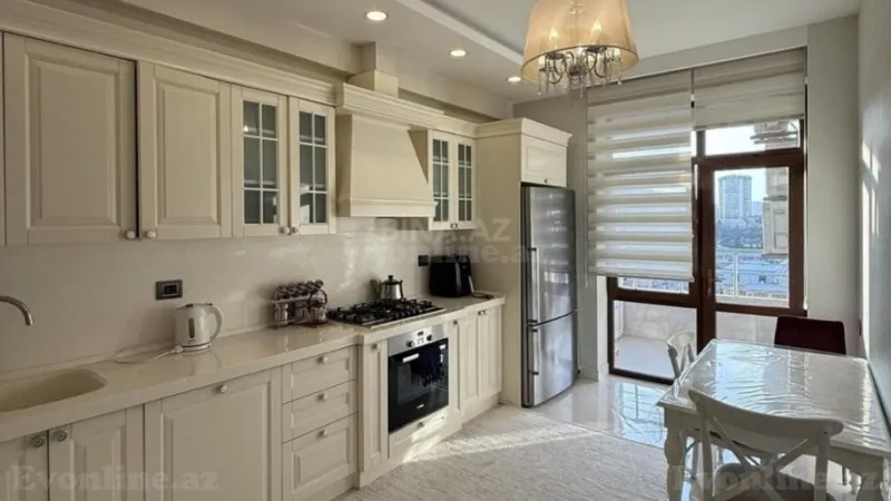 Satılır 3 otaqlı Mənzil Yeni tikili 140 m² Elmlər Akademiyası m. - şəkil 6