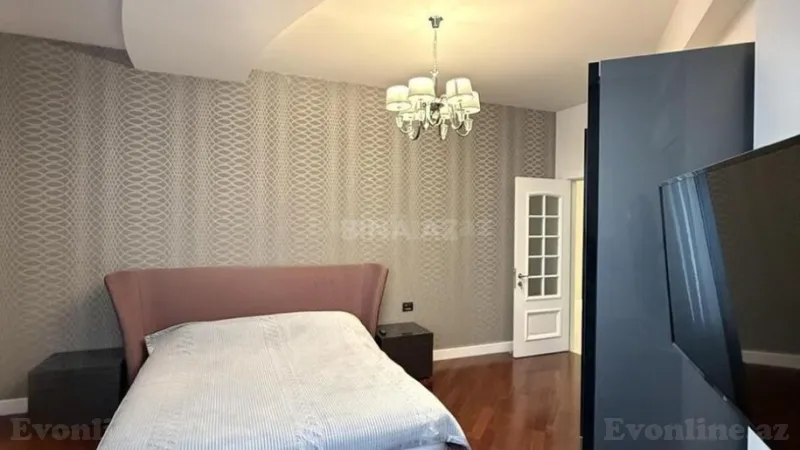 Satılır 3 otaqlı Mənzil Yeni tikili 140 m² Elmlər Akademiyası m. - şəkil 9