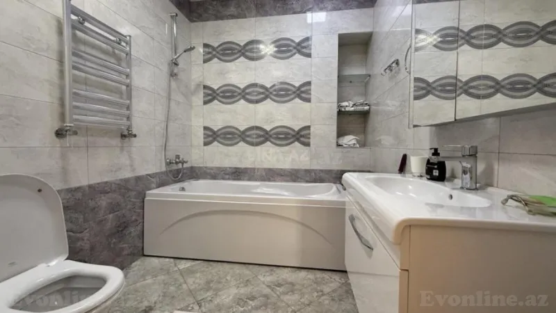 Satılır 3 otaqlı Mənzil Yeni tikili 140 m² Elmlər Akademiyası m. - şəkil 15