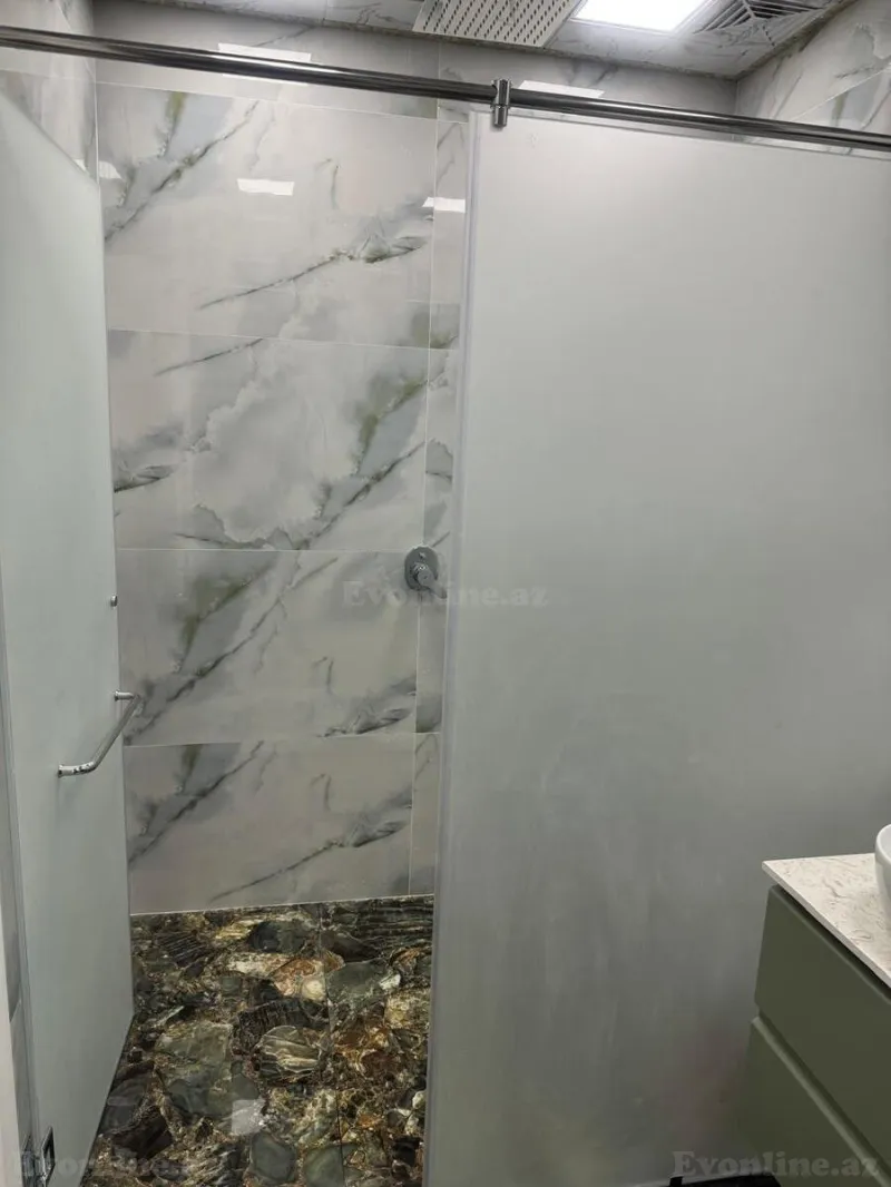 Kirayə verilir 3 otaqlı Mənzil Yeni tikili 125 m² 28 May m. - şəkil 16