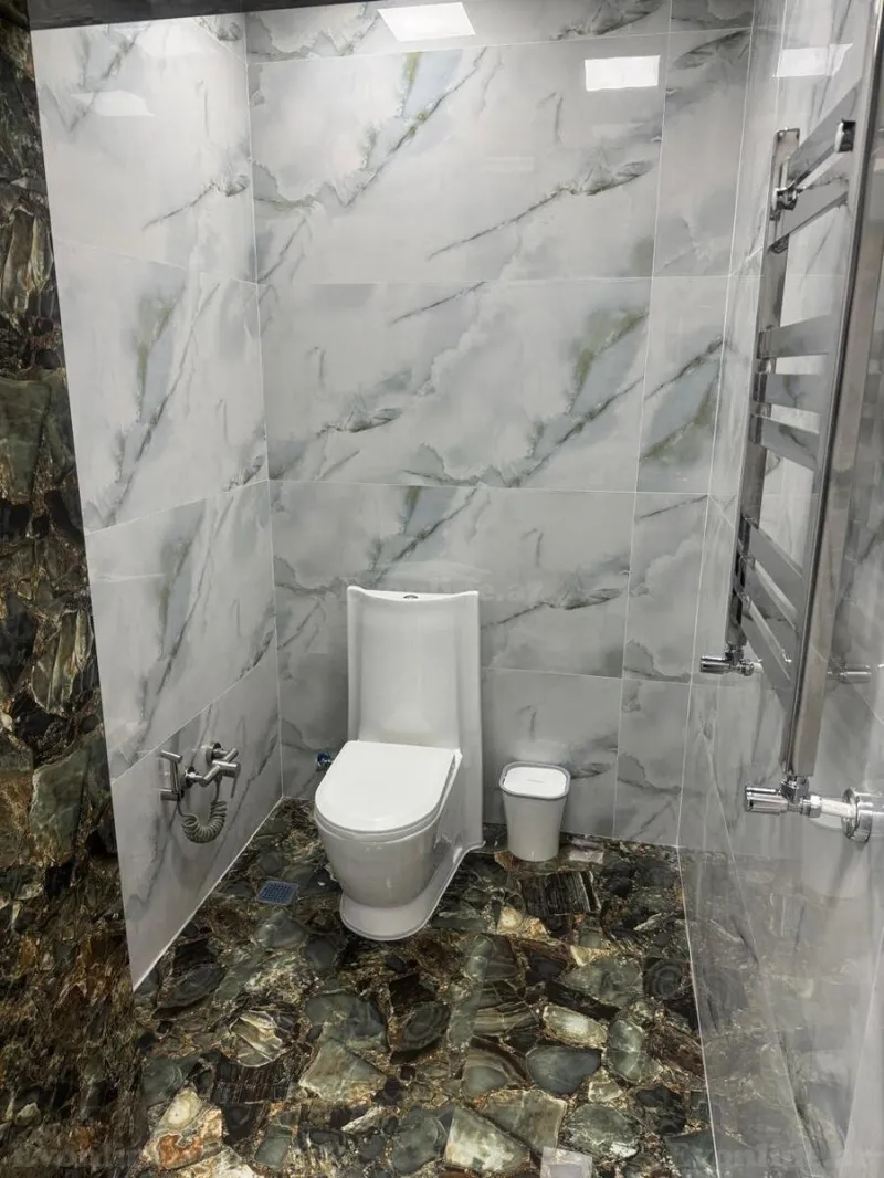 Kirayə verilir 3 otaqlı Mənzil Yeni tikili 125 m² 28 May m. - şəkil 17