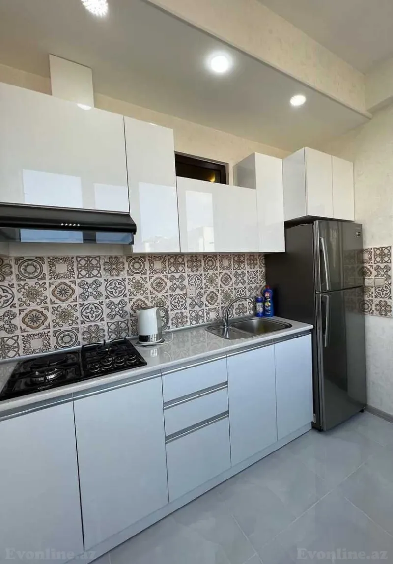 Satılır 2 otaqlı Mənzil Yeni tikili 50 m² Yasamal - şəkil 3