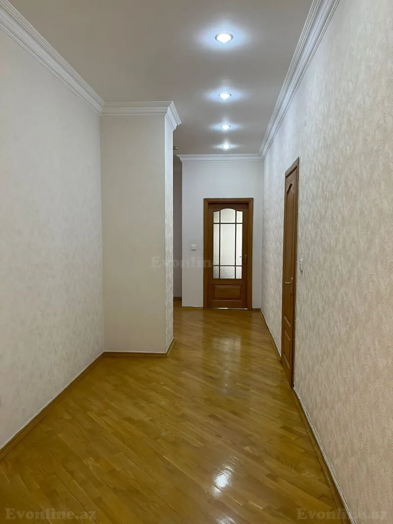 Kirayə verilir 4 otaqlı Mənzil Yeni tikili 230 m² 28 May m. - şəkil 15