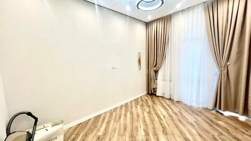 Kirayə verilir 3 otaqlı Mənzil Yeni tikili 110 m² 28 May m. - şəkil 8