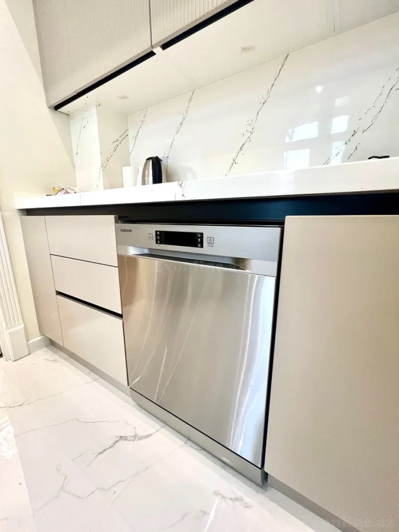 Kirayə verilir 3 otaqlı Mənzil Yeni tikili 110 m² 28 May m. - şəkil 14