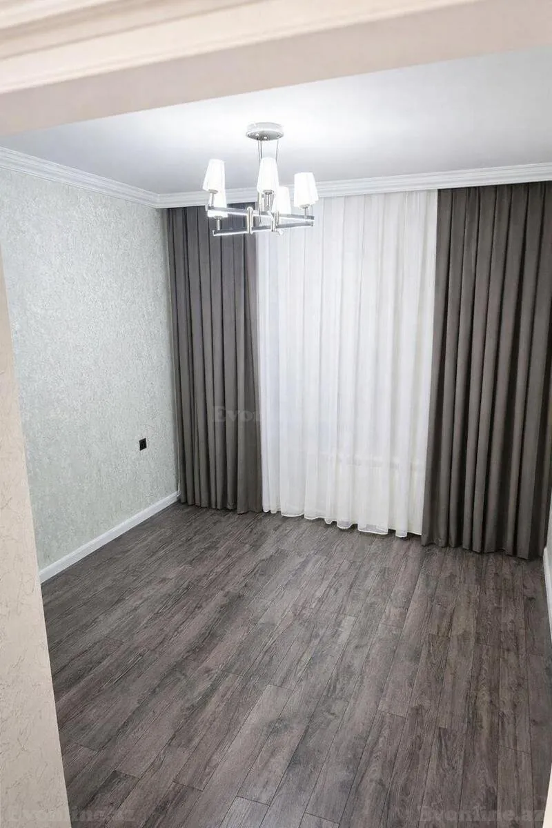 Satılır 2 otaqlı Mənzil Köhnə tikili 70 m² Suraxanı r. - şəkil 2