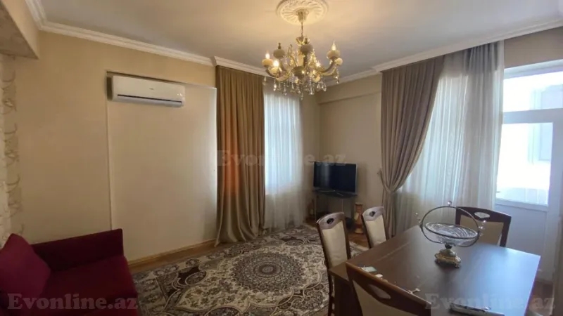 Kirayə verilir 2 otaqlı Mənzil Köhnə tikili 70 m² Elmlər Akademiyası m.