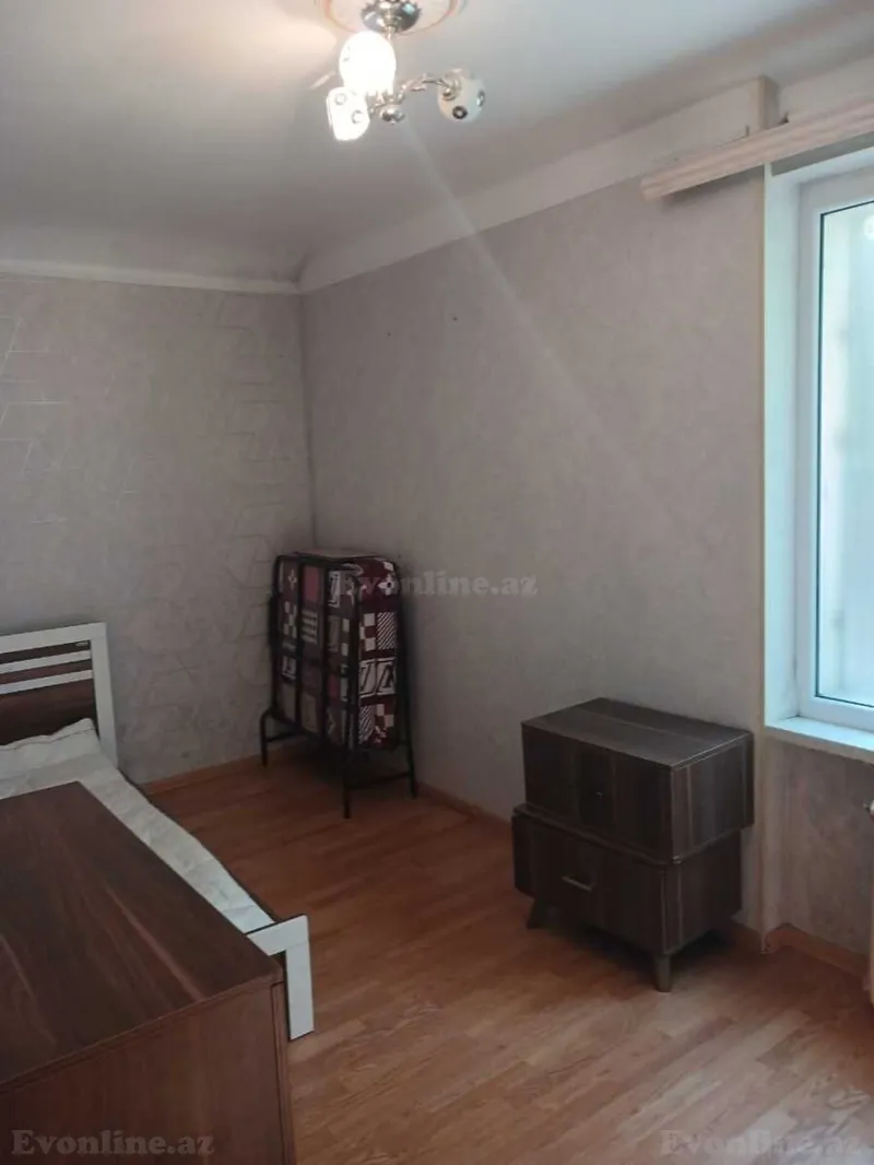 Kirayə verilir 2 otaqlı Mənzil Köhnə tikili 50 m² Neftçilər m. - şəkil 3