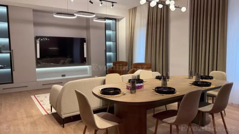 Kirayə verilir 3 otaqlı Mənzil Yeni tikili 148 m² Xətai r. - şəkil 2