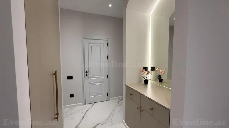 Kirayə verilir 3 otaqlı Mənzil Yeni tikili 148 m² Xətai r. - şəkil 19