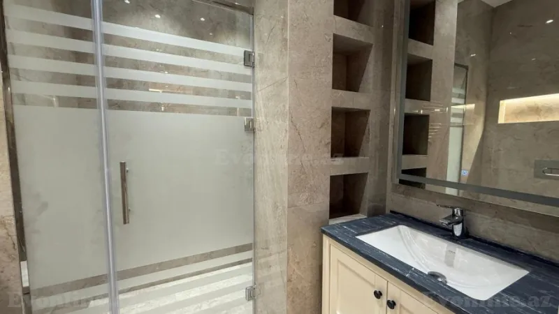 Kirayə verilir 3 otaqlı Mənzil Yeni tikili 148 m² Xətai r. - şəkil 24