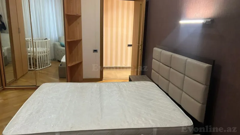 Kirayə verilir 3 otaqlı Mənzil Yeni tikili 140 m² Nərimanov r. - şəkil 18