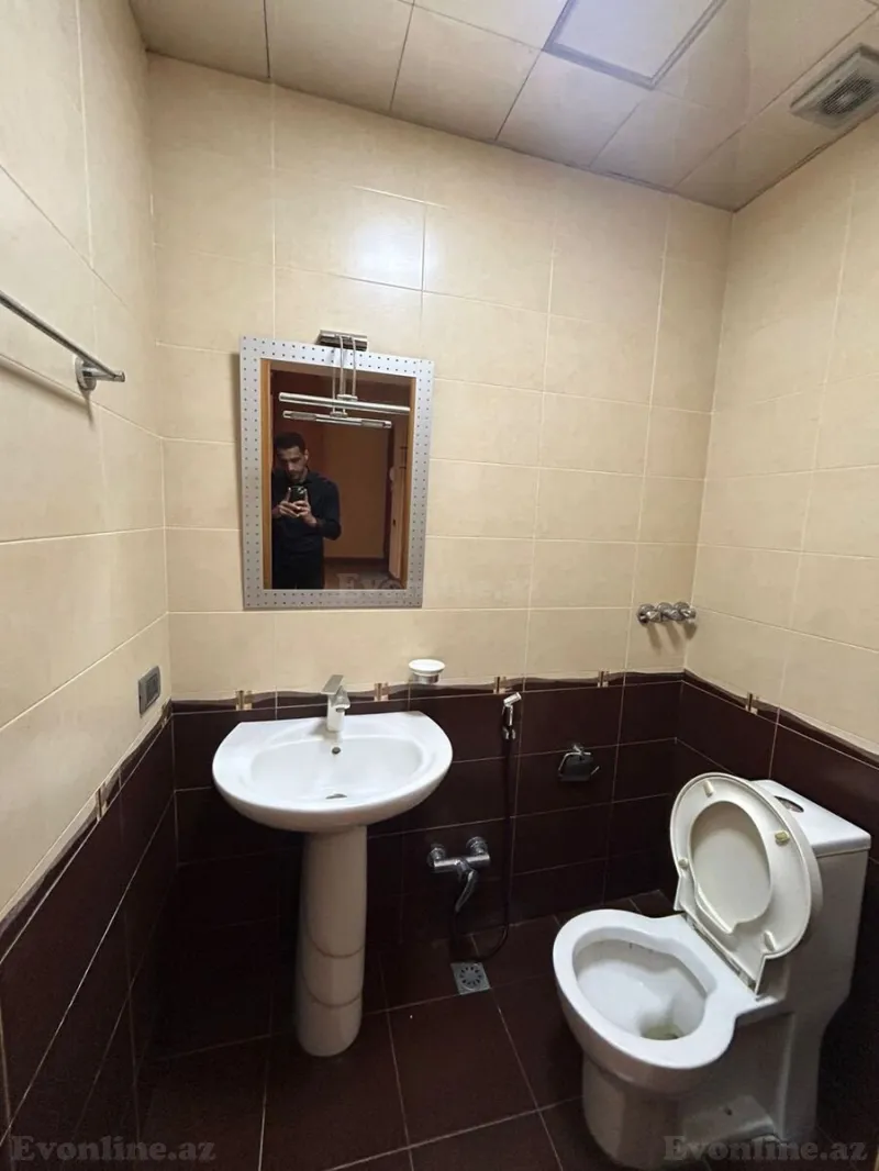 Kirayə verilir 3 otaqlı Mənzil Yeni tikili 140 m² Nərimanov r. - şəkil 20