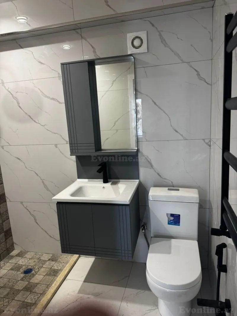 Satılır 2 otaqlı Mənzil Köhnə tikili 47 m² Sahil m. - şəkil 5