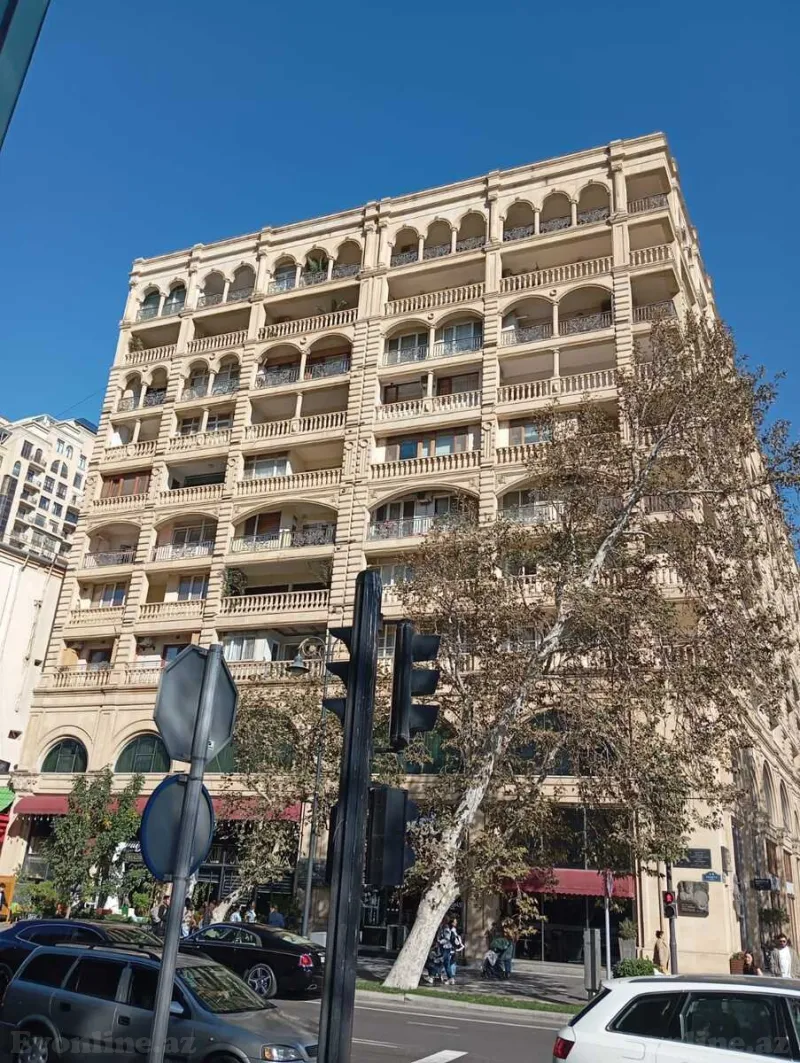 Satılır 2 otaqlı Mənzil Köhnə tikili 47 m² Sahil m. - şəkil 8