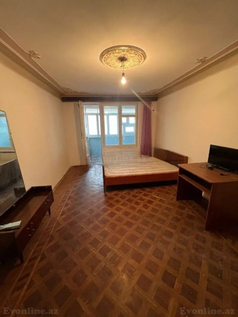 Satılır 3 otaqlı Mənzil Köhnə tikili 75 m² Nəsimi r. - şəkil 7