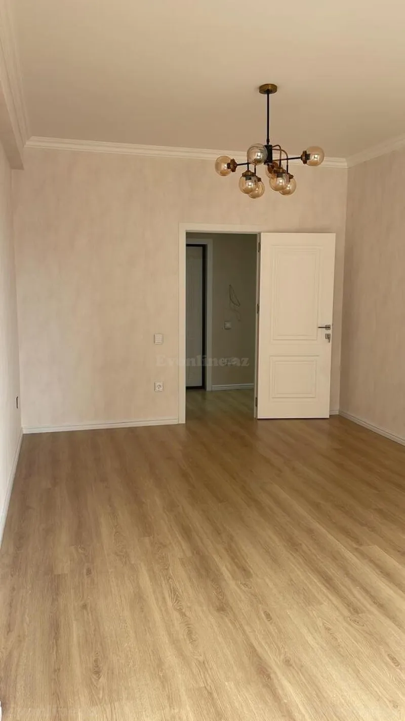 Satılır 2 otaqlı Mənzil Yeni tikili 84 m² Neftçilər m. - şəkil 8