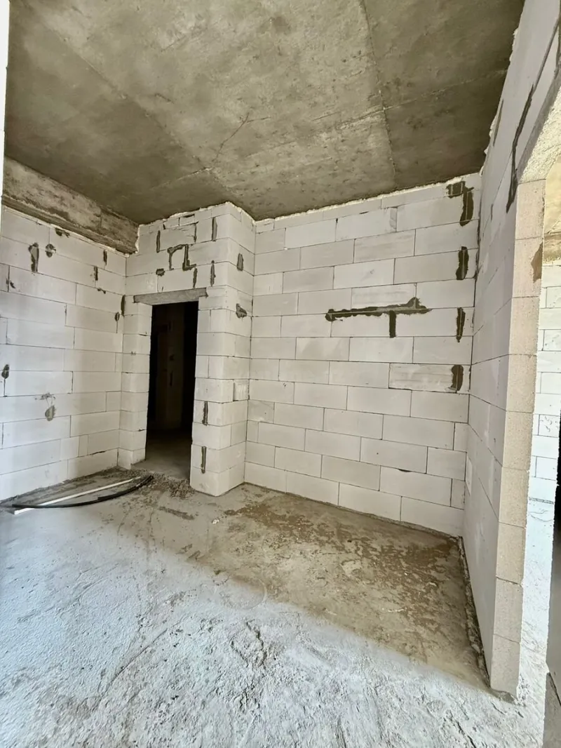 Satılır 2 otaqlı Mənzil Yeni tikili 83 m² Qara Qarayev m. - şəkil 6