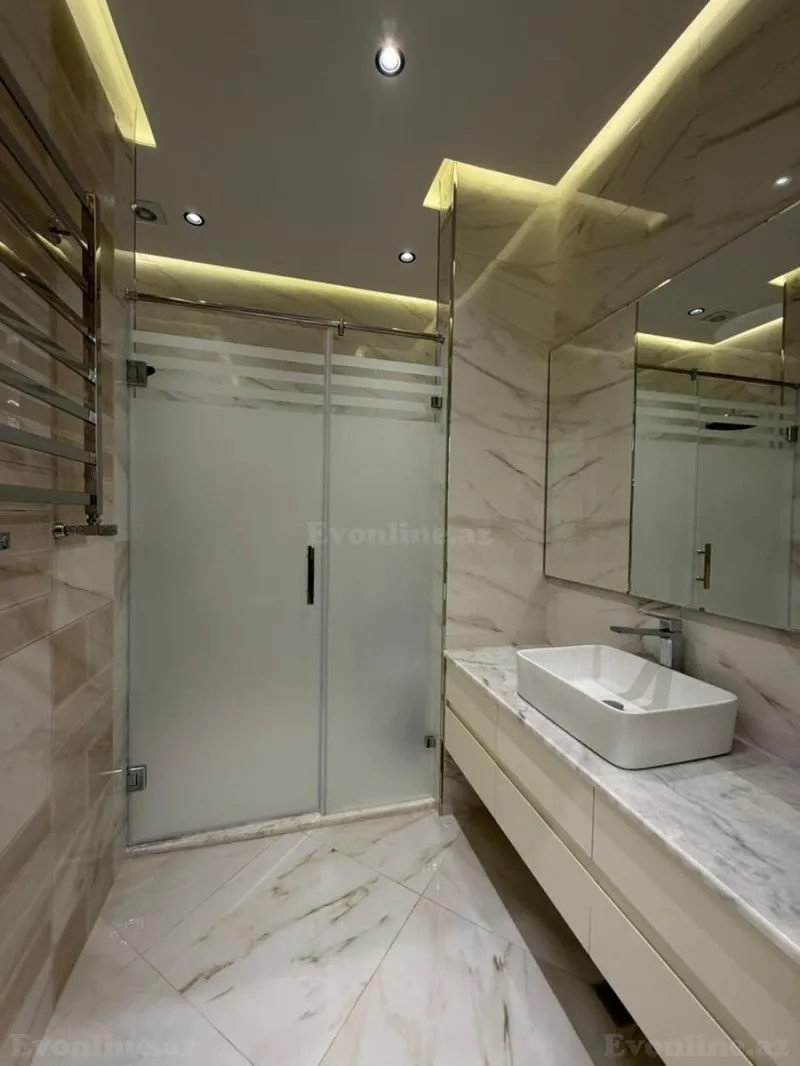 Satılır 3 otaqlı Mənzil Yeni tikili 128 m² Nəsimi r. - şəkil 9