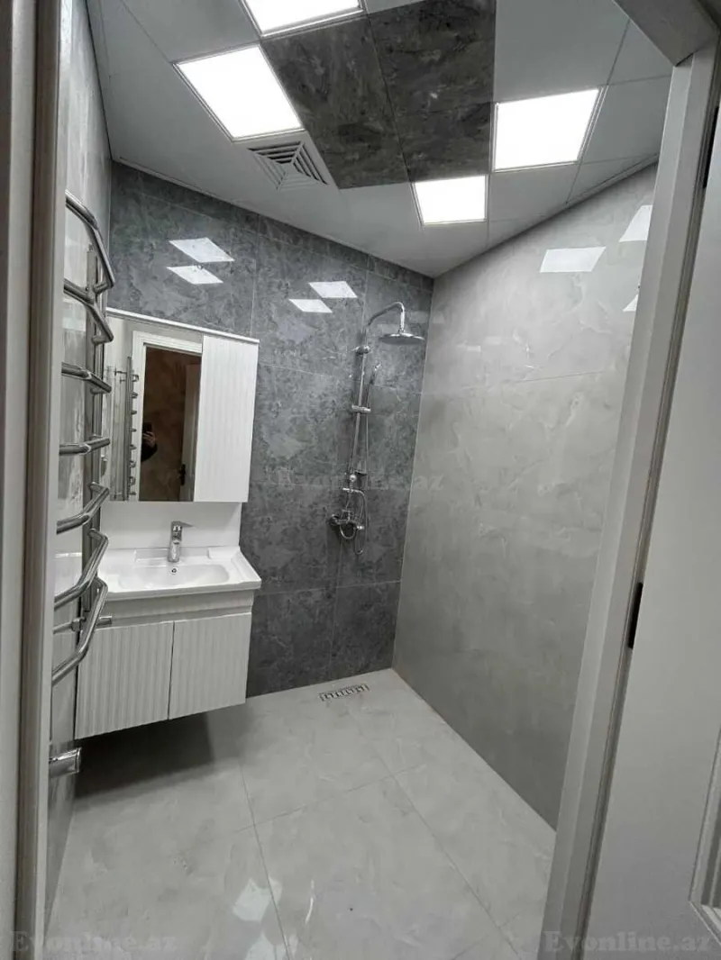 Satılır 2 otaqlı Mənzil Yeni tikili 70 m² Qaraçuxur - şəkil 13