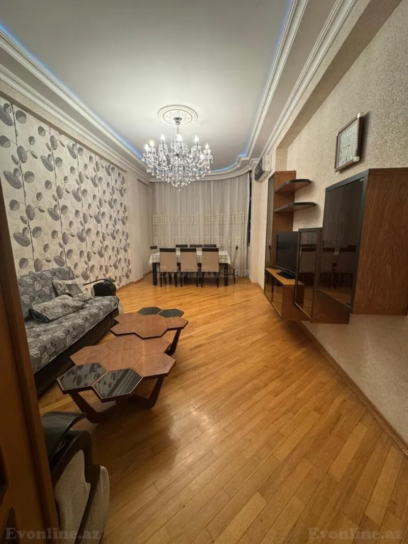 Satılır 3 otaqlı Mənzil Yeni tikili 110 m² İnşaatçılar m.