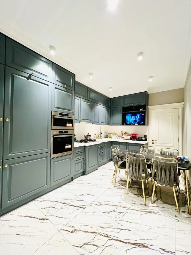 Satılır 4 otaqlı Mənzil Yeni tikili 140 m² Qara Qarayev m. - şəkil 2