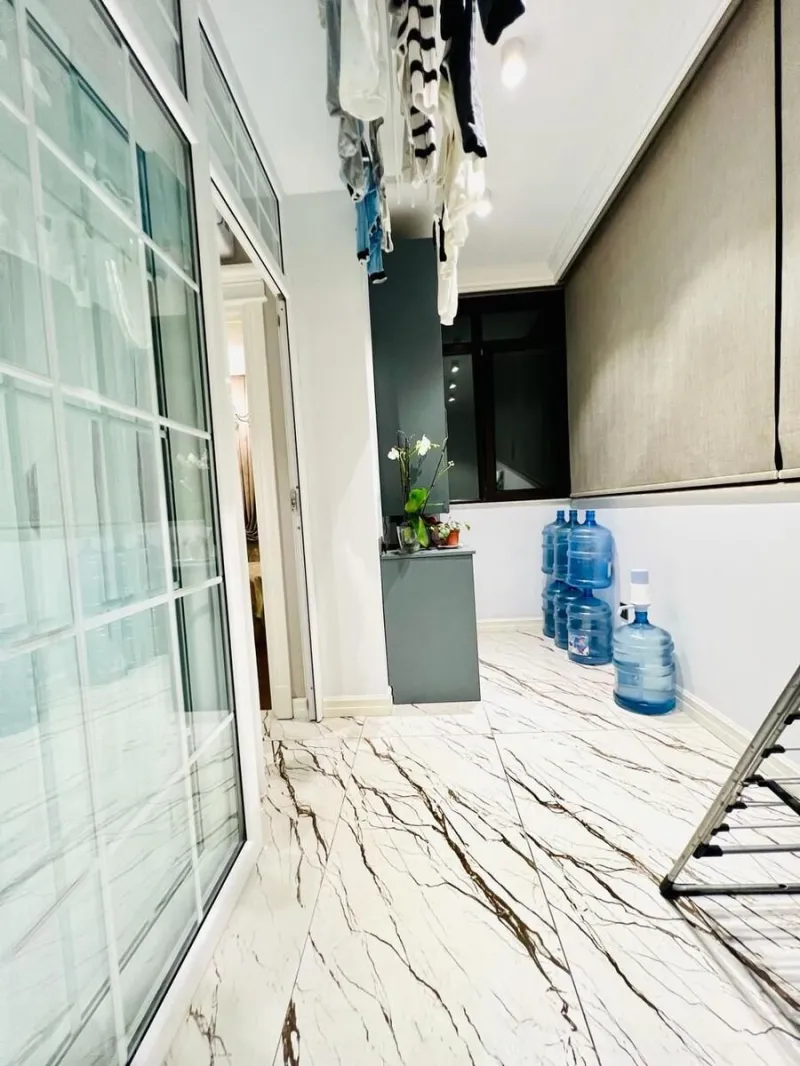 Satılır 4 otaqlı Mənzil Yeni tikili 140 m² Qara Qarayev m. - şəkil 25