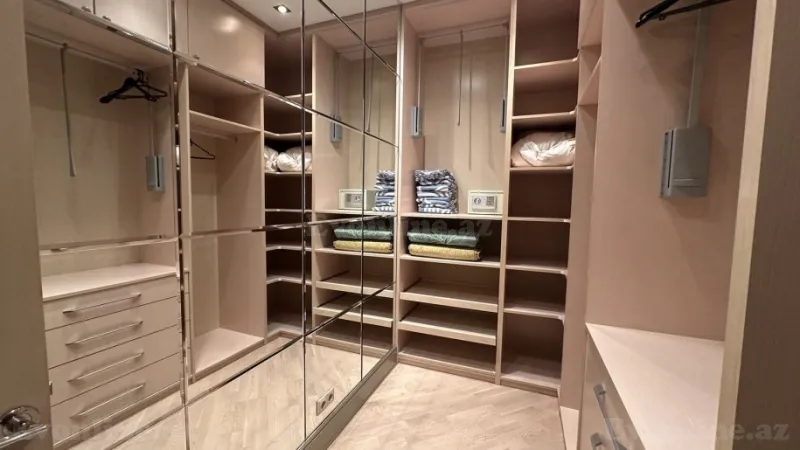 Kirayə verilir 3 otaqlı Mənzil Yeni tikili 170 m² İçərişəhər m. - şəkil 25