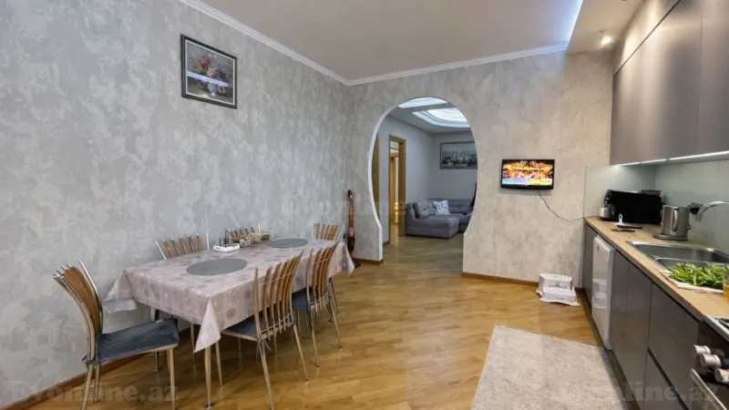 Satılır 3 otaqlı Mənzil Yeni tikili 170 m² 28 May m. - şəkil 10