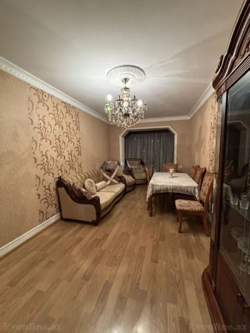 Satılır 3 otaqlı Mənzil Köhnə tikili 71 m² Suraxanı r.