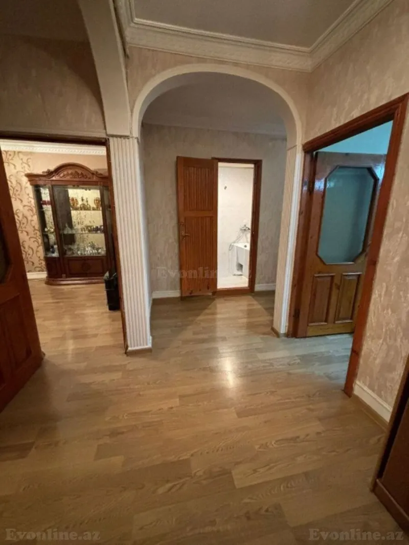 Satılır 3 otaqlı Mənzil Köhnə tikili 71 m² Suraxanı r. - şəkil 8