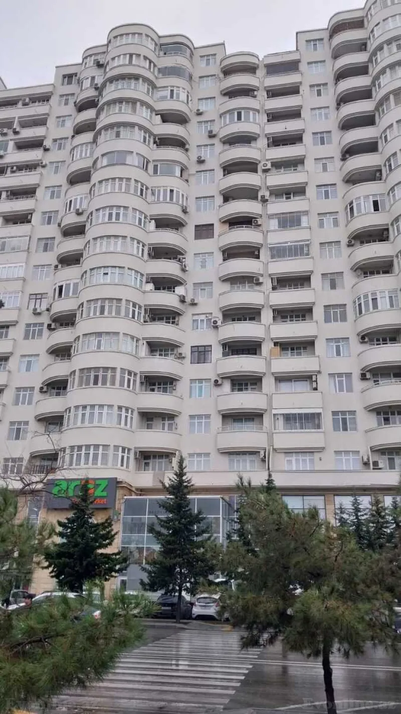 Satılır 4 otaqlı Mənzil Yeni tikili 210 m² Yasamal r.